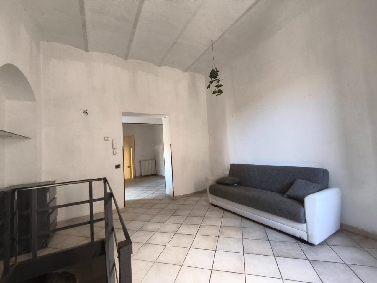 casa semindipendente in vendita a Carrara in zona Bonascola