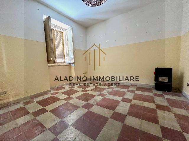 3-room flat, Trani - Photo 1