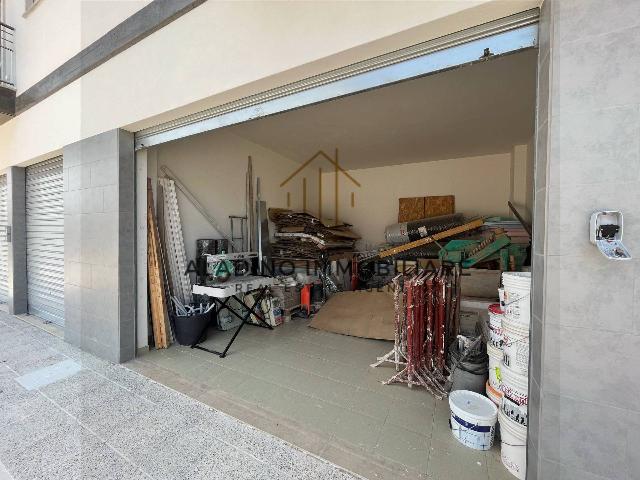 Garage or car box in Via Finanzieri, Trani - Photo 1