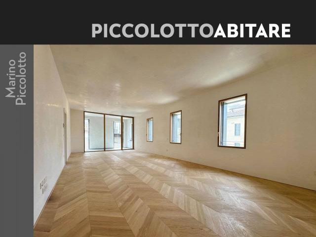 Appartamento in Via Cornarotta, Treviso - Foto 1