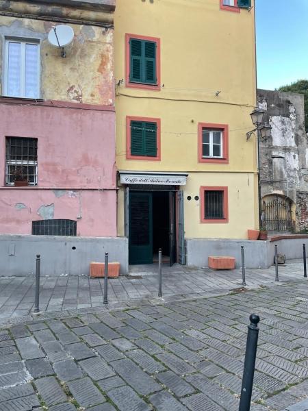 Bar in Piazza Patrone, Varazze, {3} - Foto 2