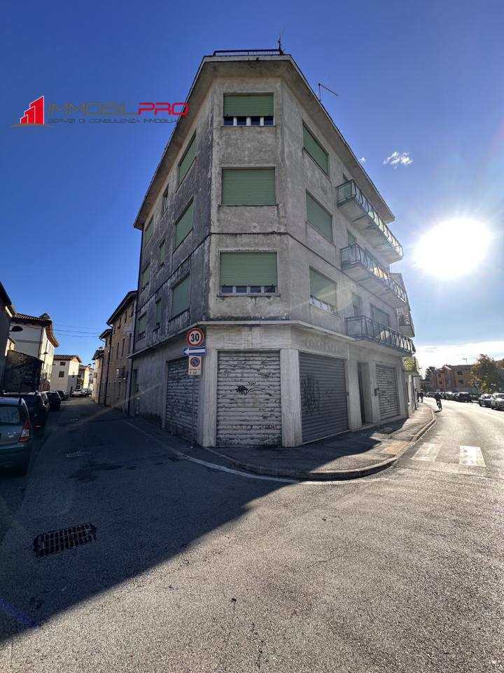Negozio in Via San Vincenzo, Thiene, {3} - Foto 2