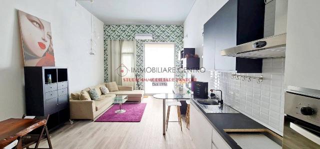 2-room flat in Via Giuseppe Zanardelli, Viareggio - Photo 1