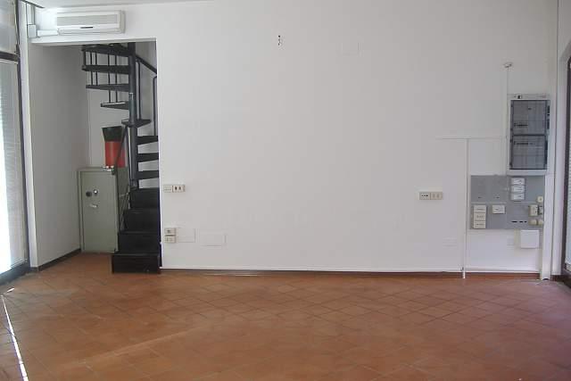 Ufficio in , Pisa, {3} - Foto 1