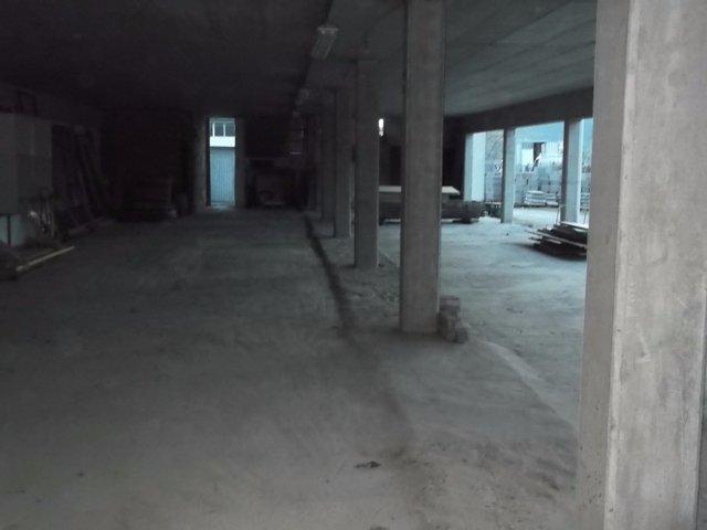Locale commerciale in , Lucca, {3} - Foto 2