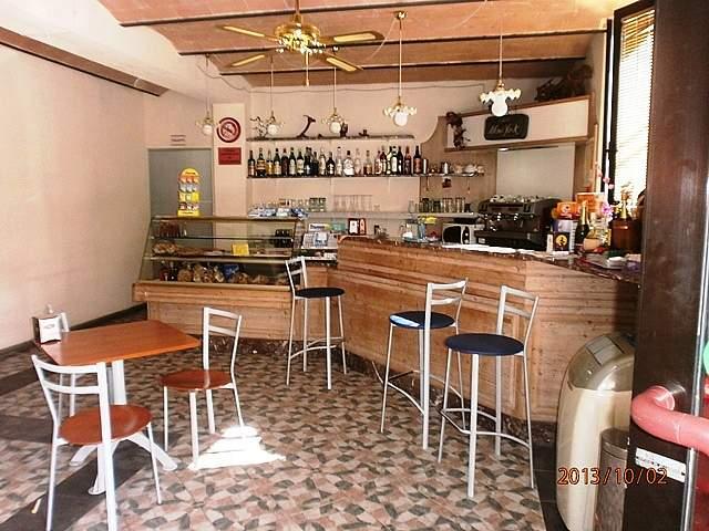 Esercizio commerciale in , Pontedera, {3} - Foto 1