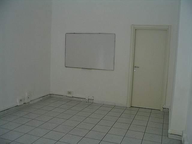Locale commerciale in , Pisa, {3} - Foto 2