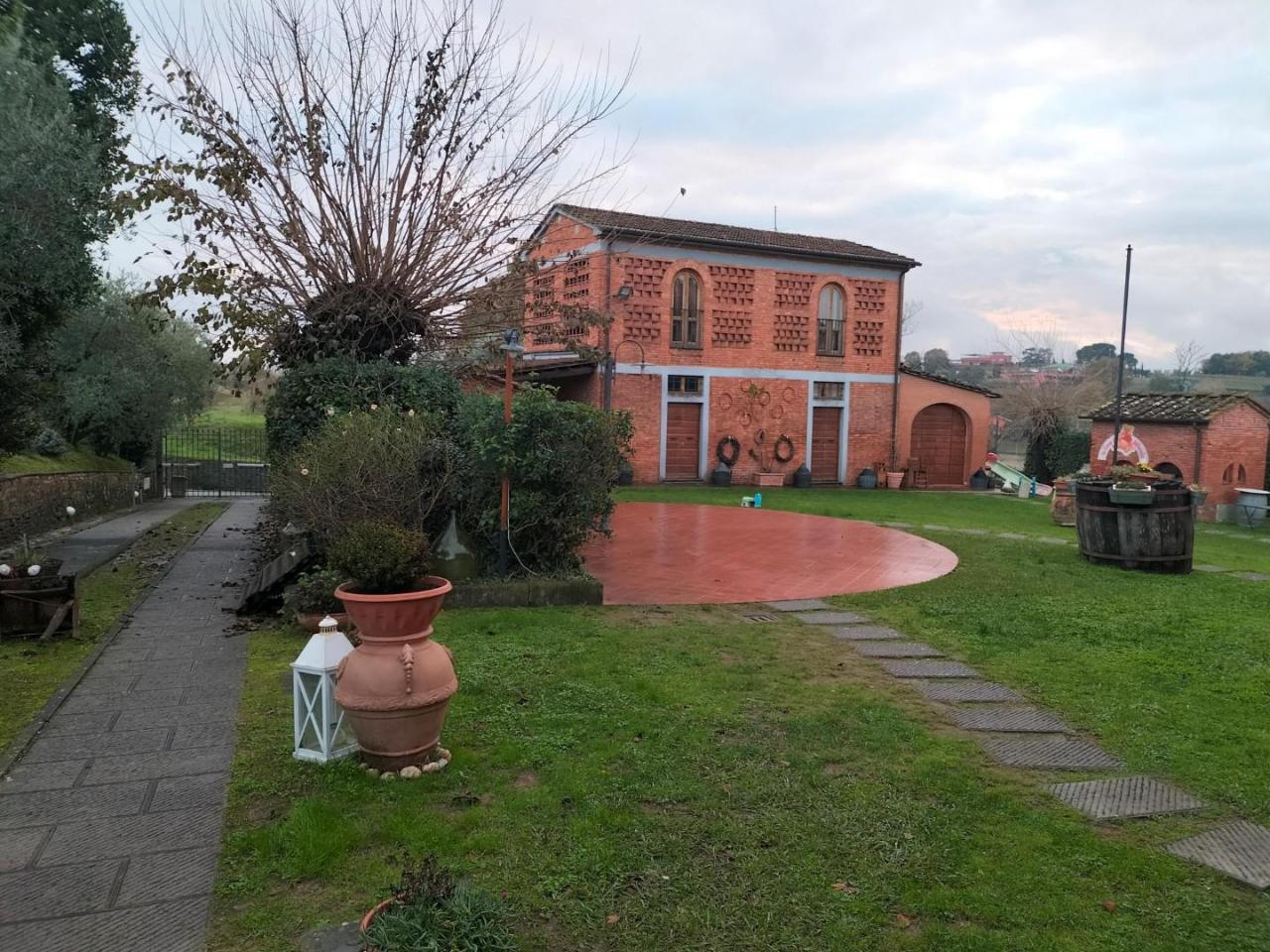 Azienda agricola in , Montecarlo, {3} - Foto 1