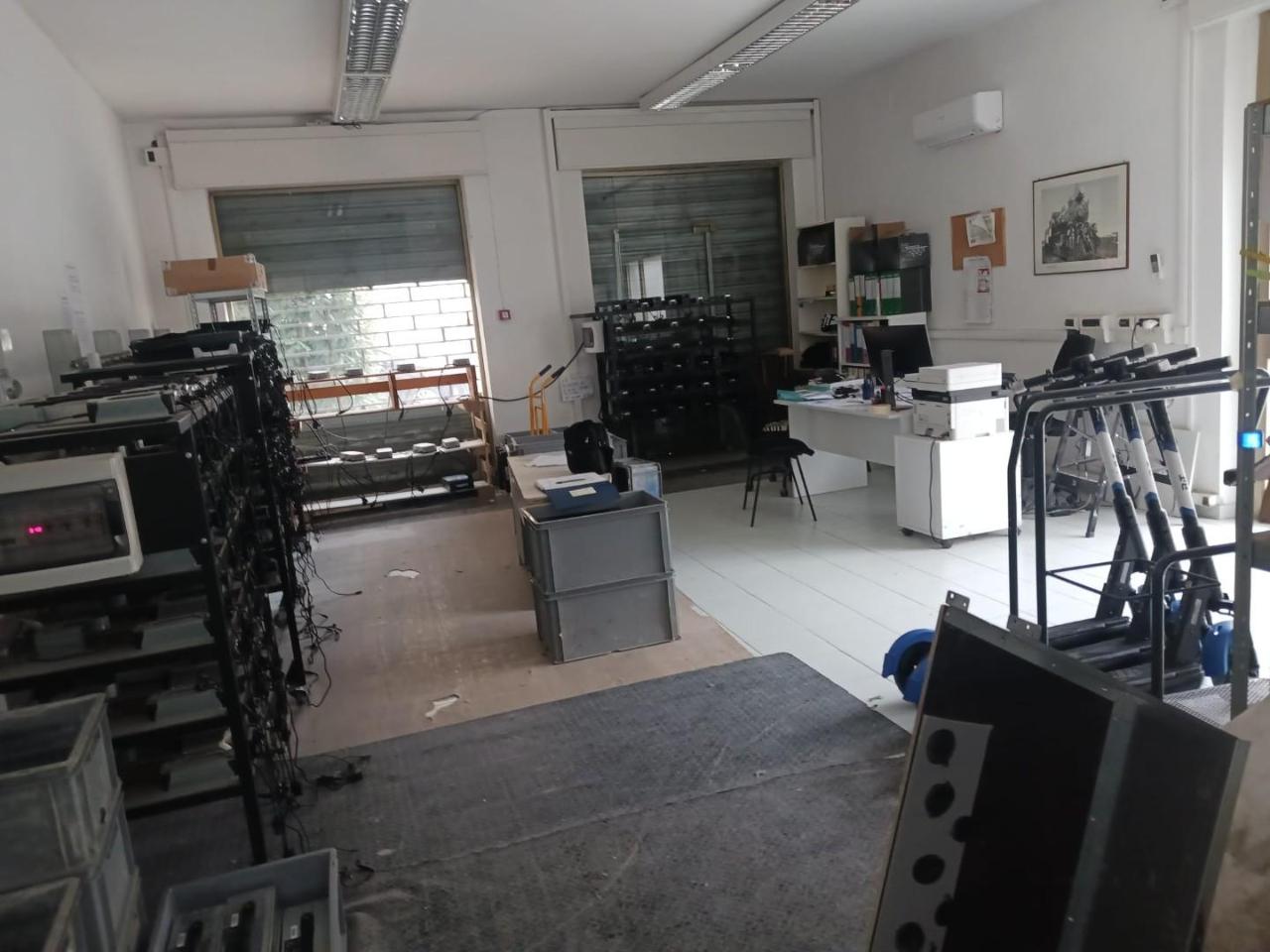 Locale commerciale in , Pisa, {3} - Foto 2