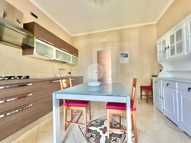 4-room flat in Viale Menna 12, Mugnano di Napoli - Photo 1