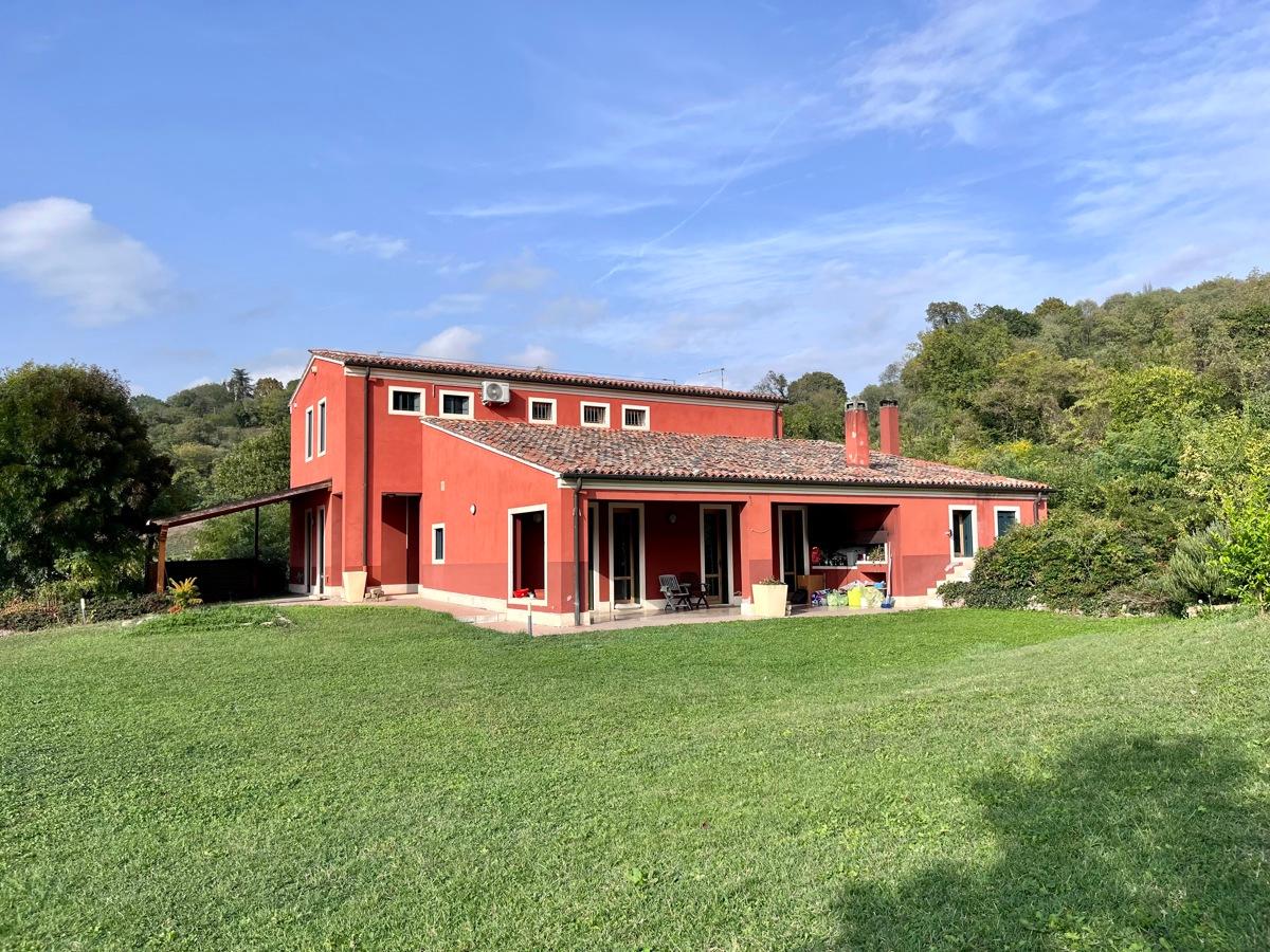 Villa in vendita a Sarego