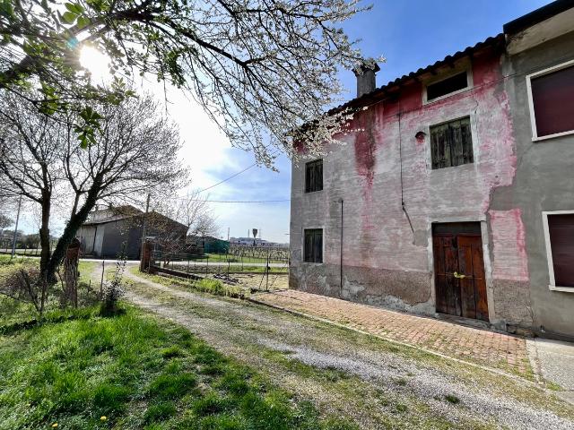 Country house or cottage in {3}, Via Garibaldi 46 - Photo 1