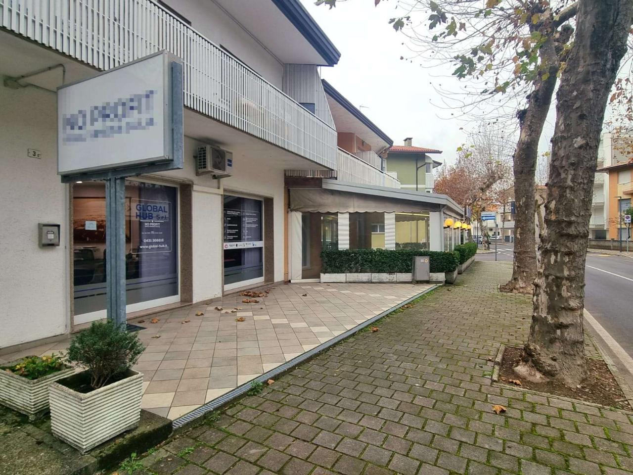 Ufficio in Viale dei Platani 3/C, Lignano Sabbiadoro, {3} - Foto 2