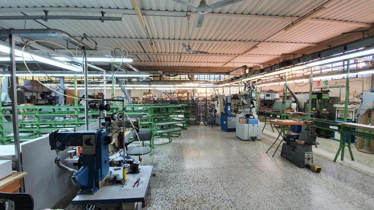 Capannone in , Lamporecchio, {3} - Foto 1