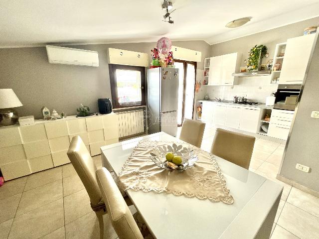 4-room flat in Via Tiburtina Valeria, Pescara - Photo 1