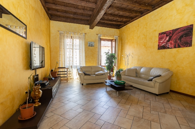 Dreizimmerwohnung in Via San Giovanni, Albairate - Foto 1