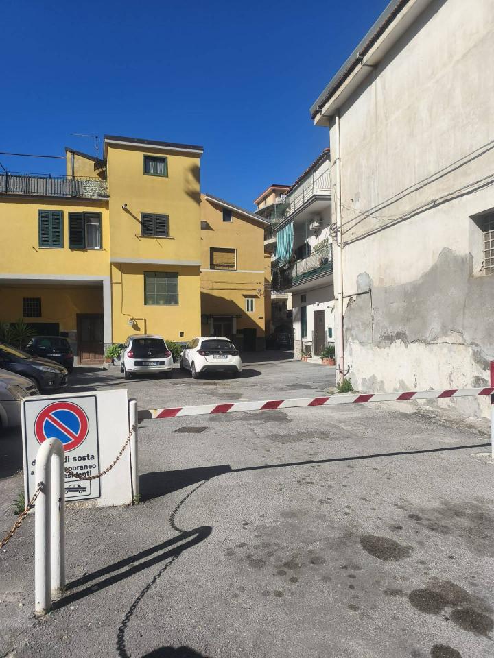 Ufficio in Via Dentice 3, Nocera Inferiore, {3} - Foto 1