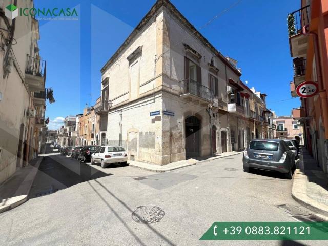 2-room flat in Via Nazario Sauro, Andria - Photo 1