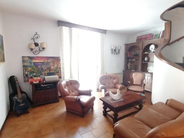 Porzione di casa, Carrara - Foto 1