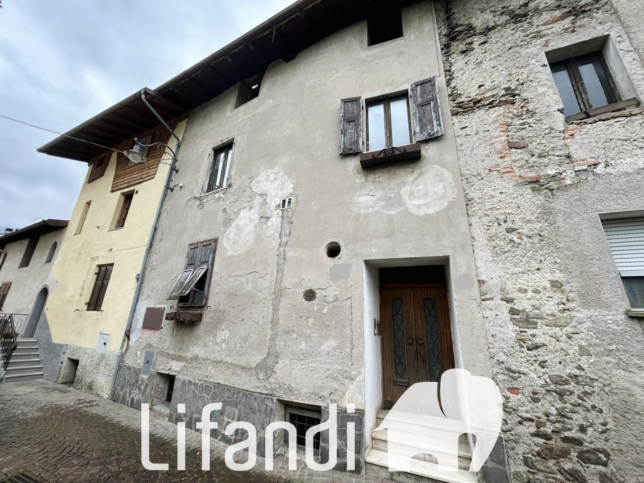 Villa a schiera in vendita a Levico Terme