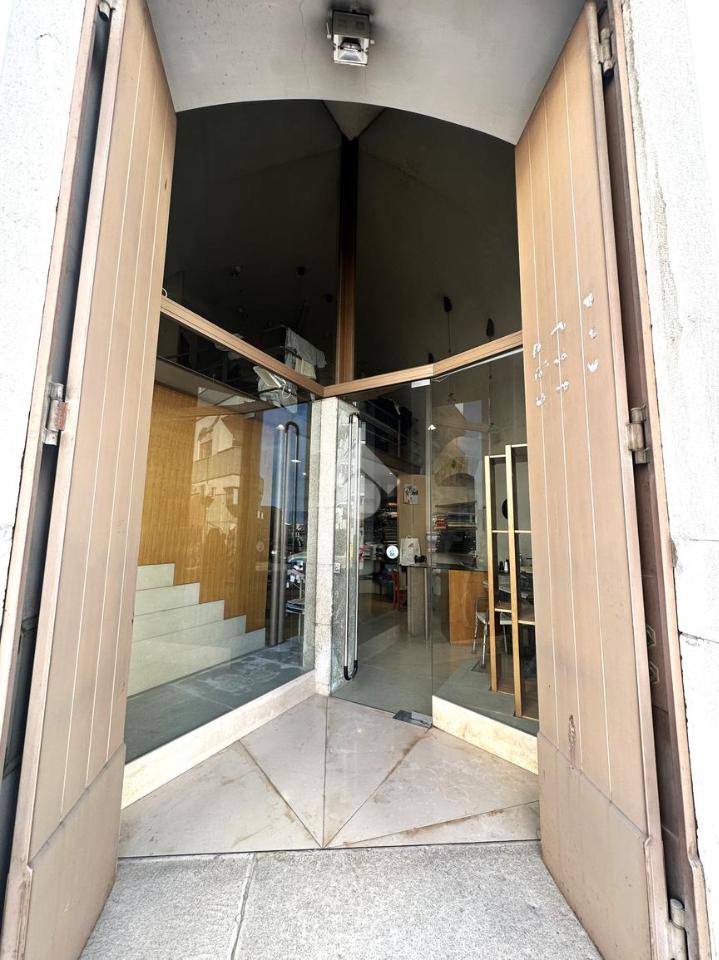 Negozio in Via Imbriani 87, Canosa Di Puglia, {3} - Foto 2