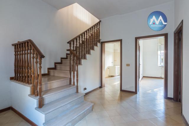 Terraced house in Via C. Valentini, Pesaro - Photo 1