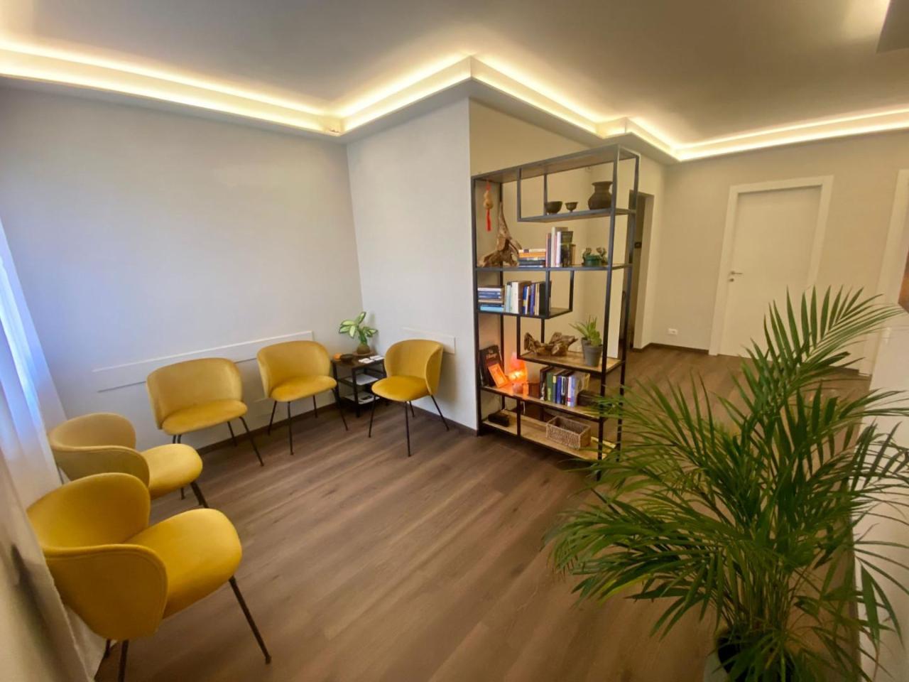 Ufficio in , Lucca, {3} - Foto 1