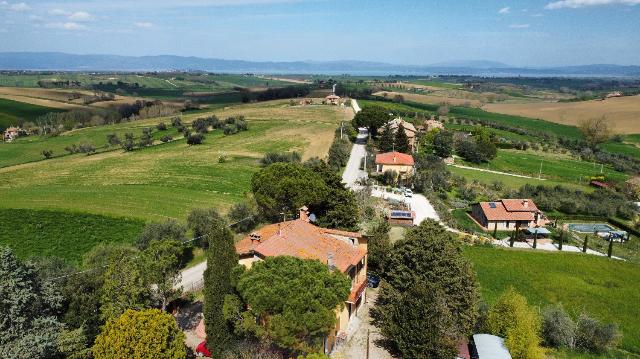 Villa in Via degli Eroi 58, Castiglione del Lago - Foto 1