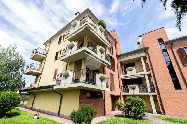 4-room flat in Via Don Negri 2, Rosate - Photo 1