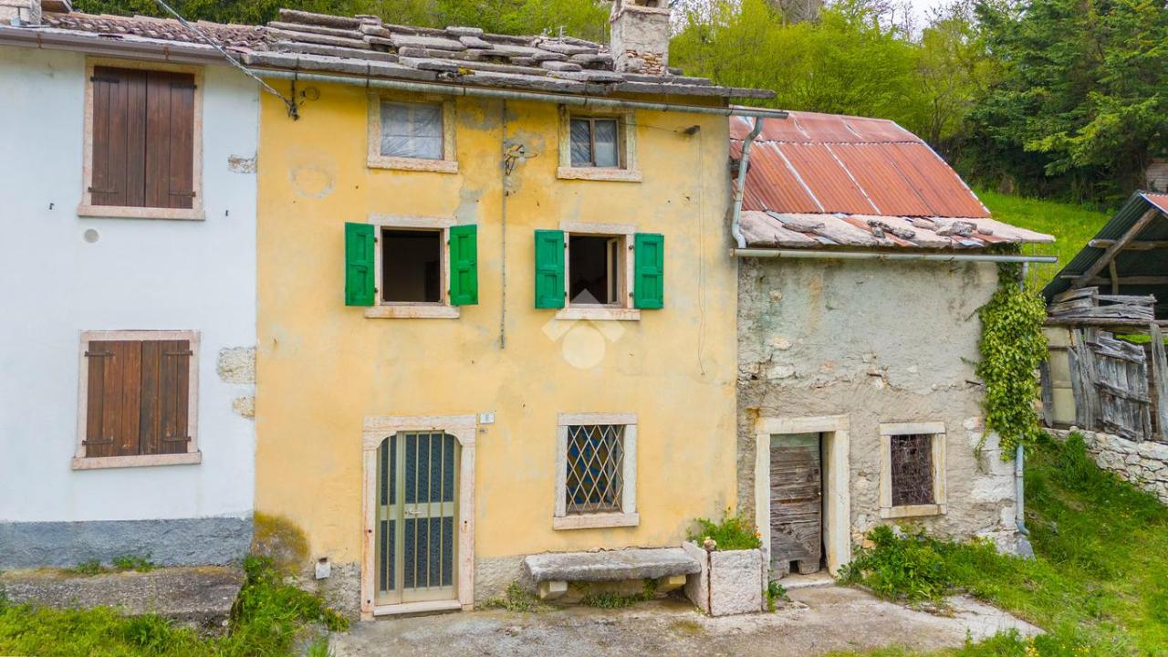 Casa indipendente in vendita a Rovere' Veronese