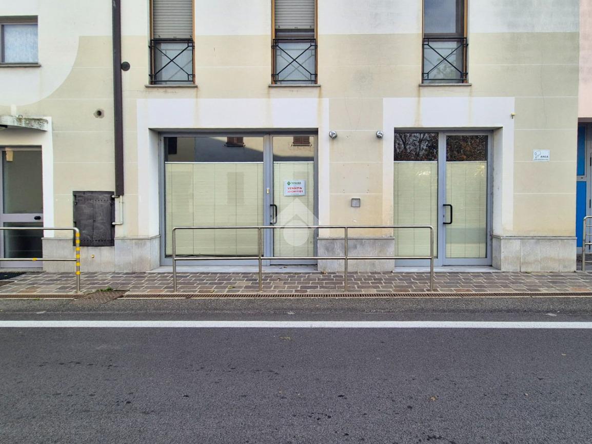 Negozio in Via Giacomo Matteotti 163, Gossolengo, {3} - Foto 1