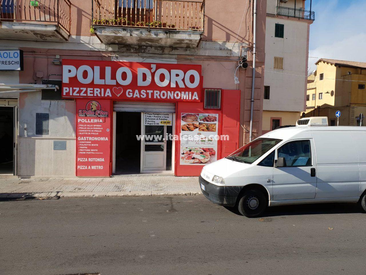 Magazzino in Viale Regina Margherita. Crotone, Crotone, {3} - Foto 1