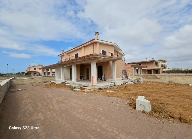 Villa in Via Alessandro Fortis, Pomezia - Foto 1