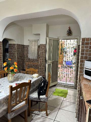 3-room flat in Via XX Settembre 23, Torre del Greco - Photo 1