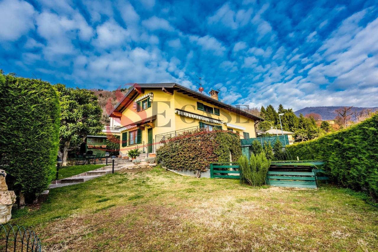 Villa in vendita a Alzano Lombardo