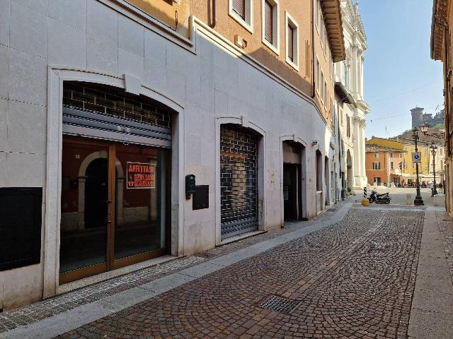 Negozio in Via Angelo Mazzoldi 9, Montichiari - Foto 1