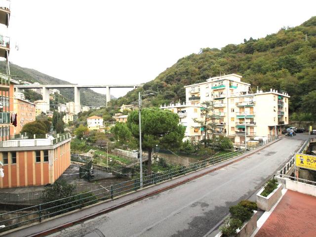 Gemeinschaftsbüro in Via Giulio Tanini, Genova - Foto 1