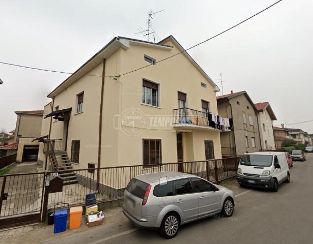 3-room flat in Via Adda 24, Meda - Photo 1