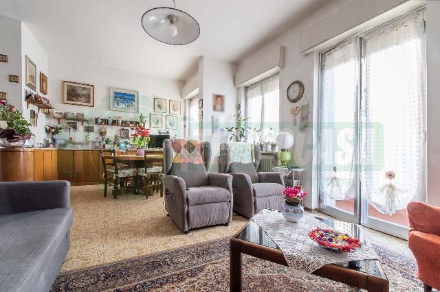 4-room flat, Gorla Maggiore - Photo 1