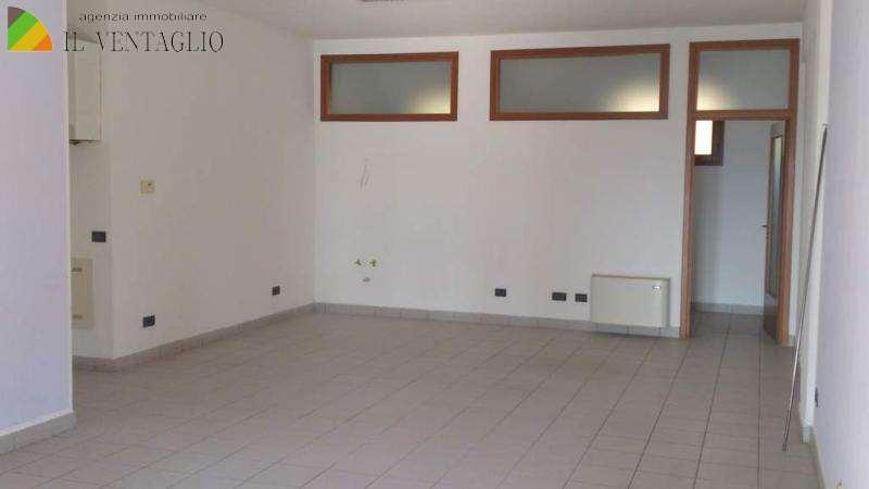 Negozio in , Castellarano, {3} - Foto 1