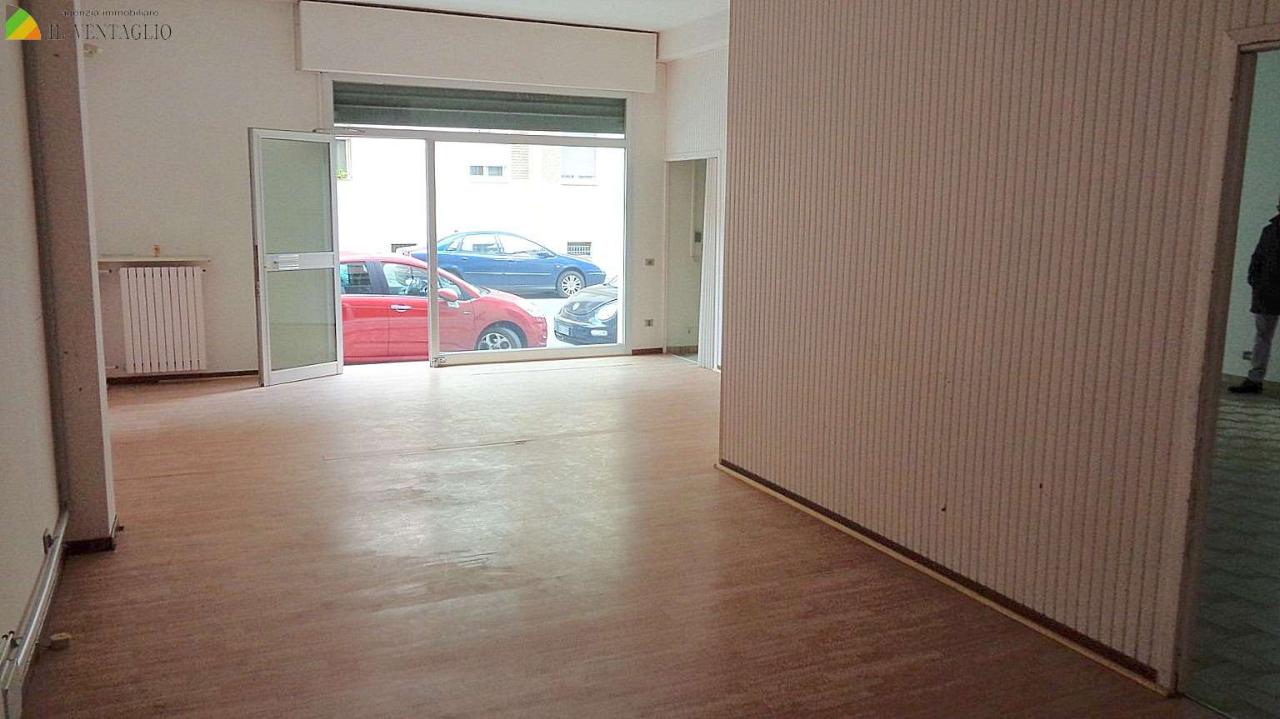 Negozio in , Sassuolo, {3} - Foto 2