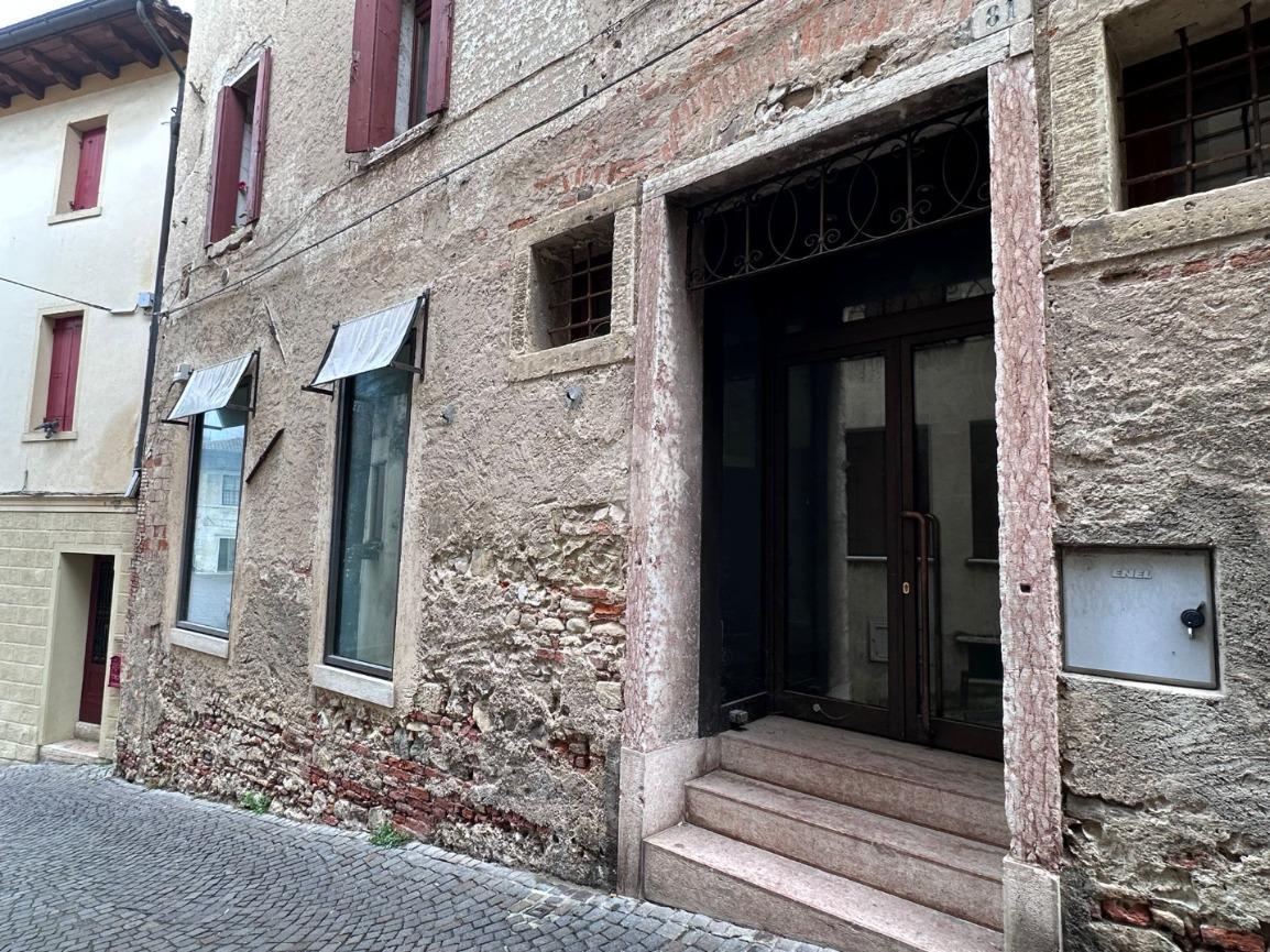 Negozio in Via Pietro Bembo 81, Asolo, {3} - Foto 2