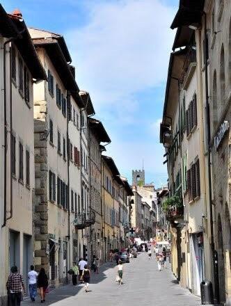 Palazzina commerciale in , Arezzo, {3} - Foto 1