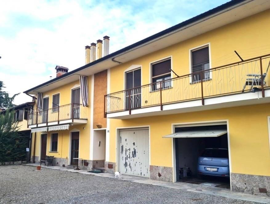 Casa indipendente in vendita a Robecco Pavese