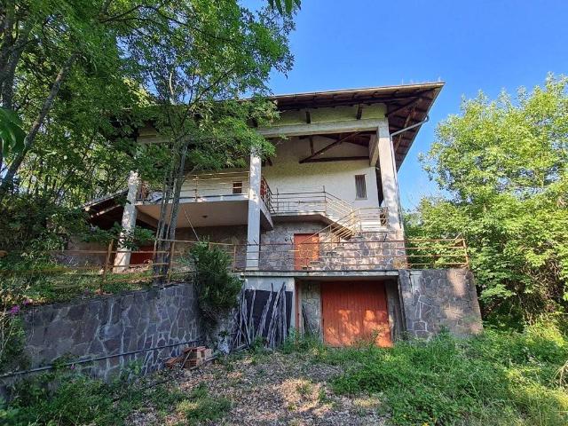 Mansion in Sp207, Varzi - Photo 1