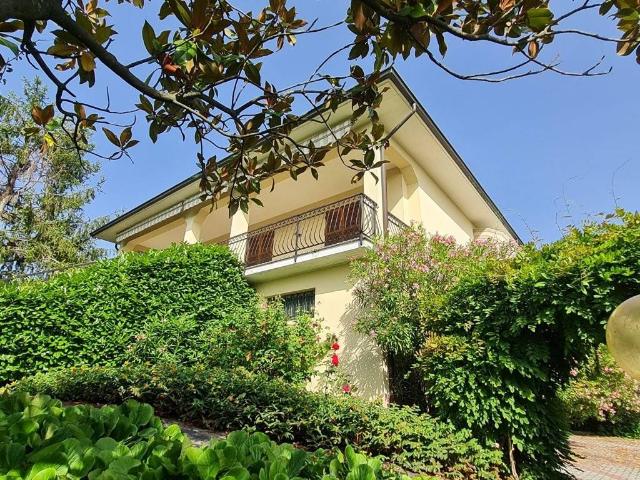 Mansion in Frazione Colombara 16, Colli Verdi - Photo 1