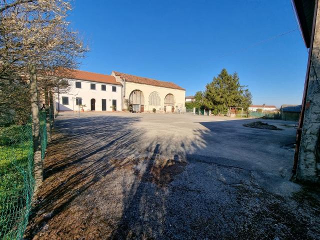 Casa indipendente in Via Roma, Correzzola - Foto 1