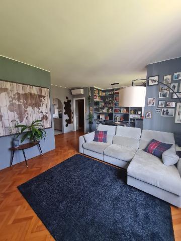 3-room flat in Via Guido Rossa, Buccinasco - Photo 1