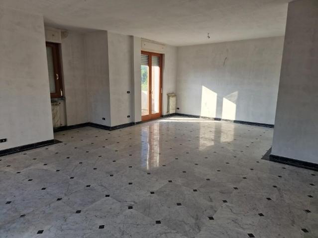 Attico, Carrara - Foto 1