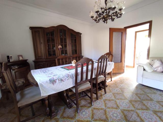 Two-family villa in {3}, - Photo 1